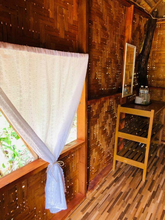 Chalee Tropicana Bungalow Koh Phayam Bagian luar foto