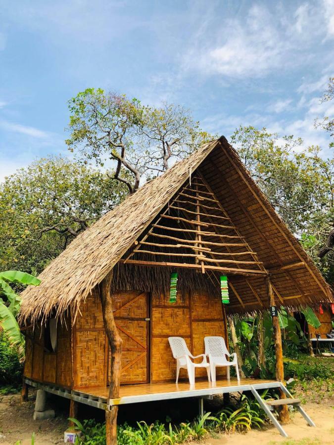 Chalee Tropicana Bungalow Koh Phayam Bagian luar foto